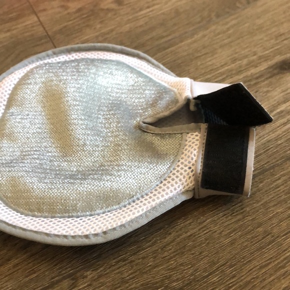 Pet grooming mitt - Picture 3 of 4